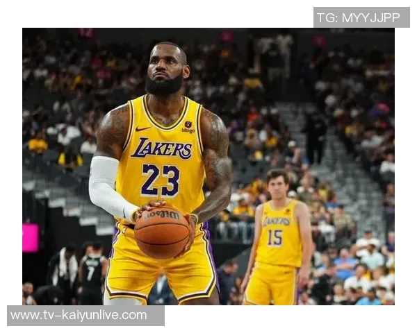 浓眉复出状态渐入佳境16分钟内贡献7分7板与2次封盖