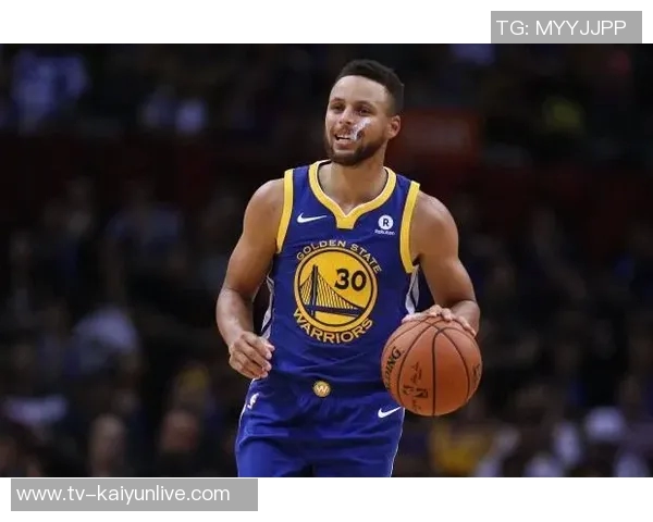 普理查德上半场火力全开三分球精准命中助球队争取胜利