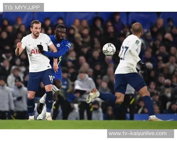 英超球队在欧冠赛场表现出色切尔西平局其余五队全胜继续前进