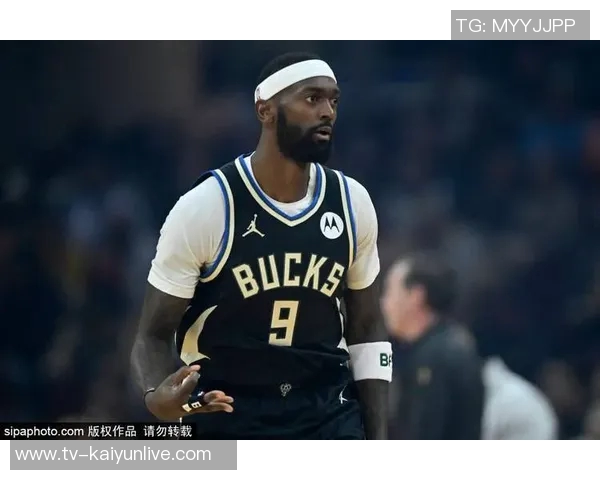 雄鹿队小凯文波特因左脚踝扭伤缺席接下来两场客场比赛 雄鹿队小凯文波特因左脚踝扭伤缺席接下来两场客场比赛