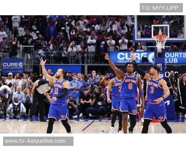 布朗执掌尼克斯后球队蜕变与锡伯杜时代的鲜明对比分析