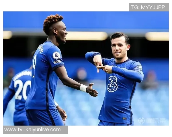 韦尔全能表现助力球队10投7中三分命中率高达50贡献16分13板4前场板